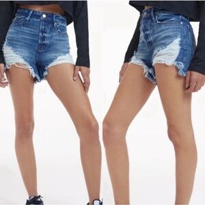 Good American Bombshell Plus Size Denim Shorts